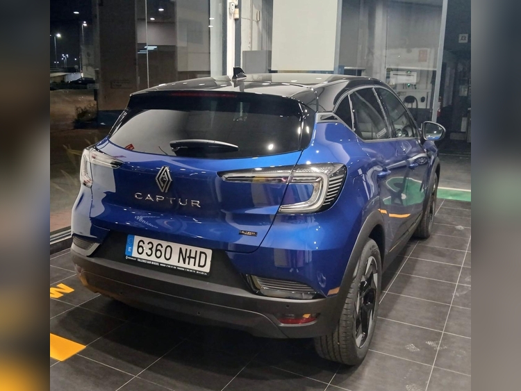 Renault Captur Techno E-tech Híbrido foto 4